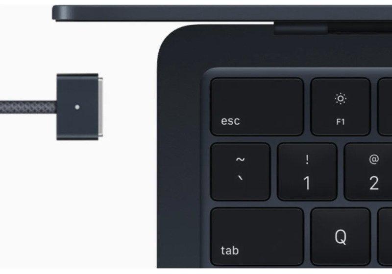 MacBook Air 13.6″ Chip M4 16 GB RAM 256 GB SSD Midnight