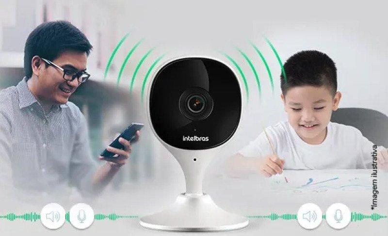 INSTALAÇÃO INCLUSA Câmera Interna Inteligente Intelbras iMX